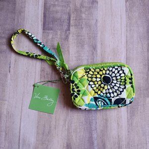 NWT Vera Bradley tech case "Lime's Up"